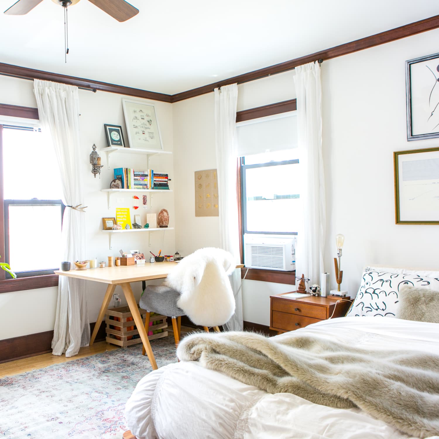 10 Small Bedroom Office Ideas for Productivity and Balance